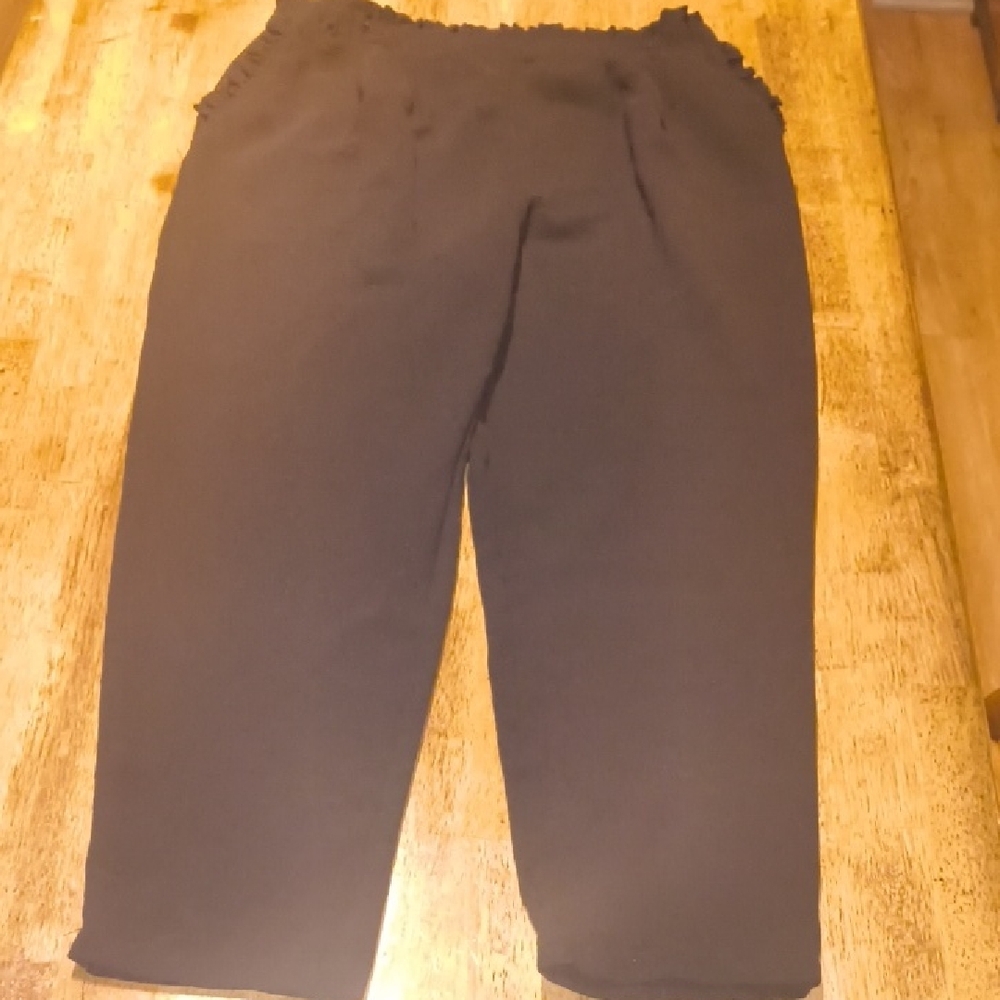 SHEIN Black Ankle & Cropped Pants